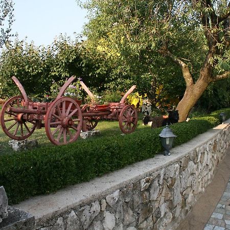 Apartman Pokrajac Twin Ровінь Екстер'єр фото